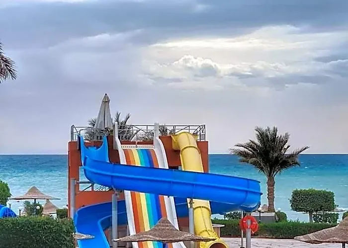 Retal View El Sokhna Aqua Park 4*
